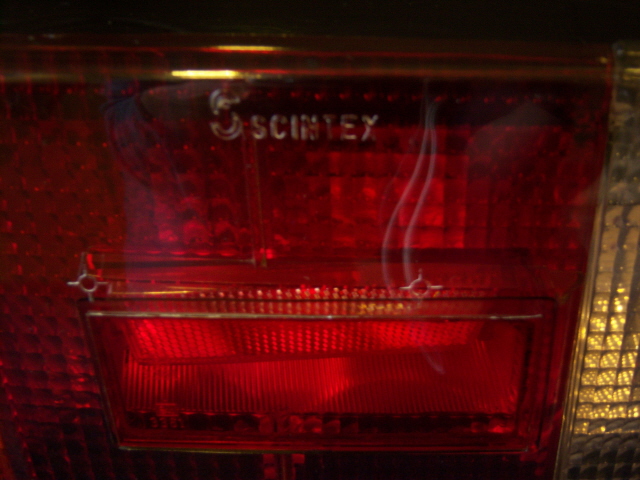 Light2.jpg
